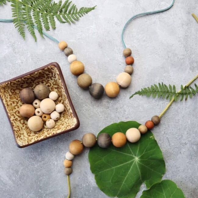 See these great ideas for DIY wood bead necklaces. We have 11 ideas here for unique & pretty necklaces 