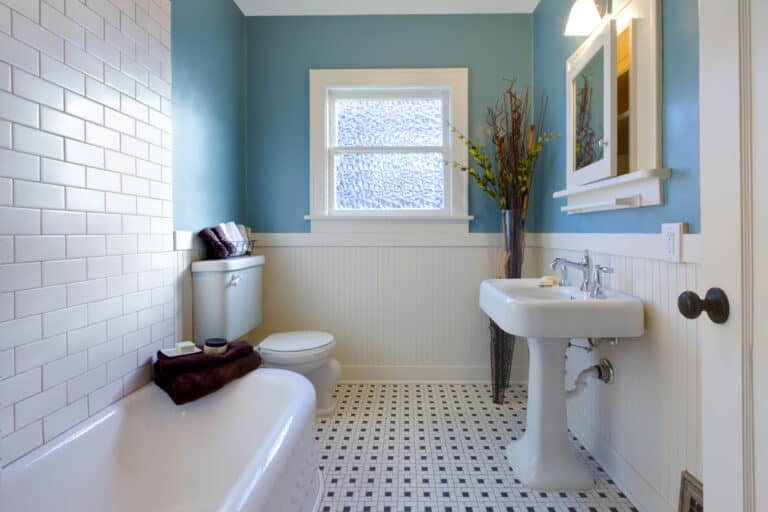 How to Makeover a Rental Bathroom