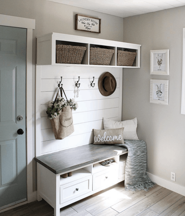 12 Magnificent IKEA Mudroom Hacks