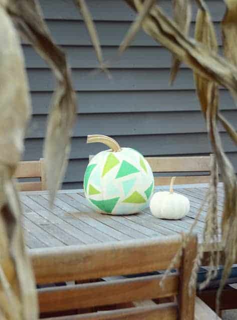 Geometric paper pumpkin