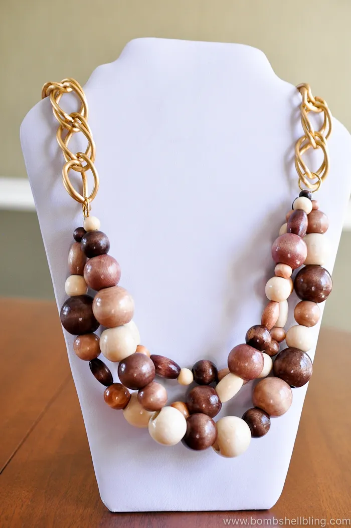 11 Wood Bead Necklace Ideas