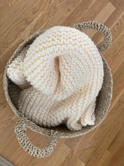 Chunky knit blanket throw